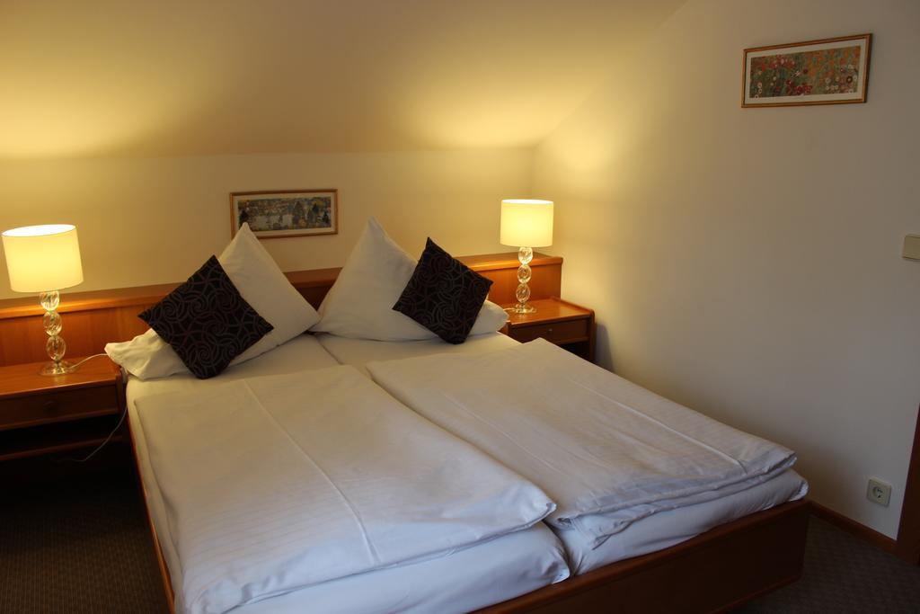 Seehotel Paulitsch Velden am Wörthersee Værelse billede