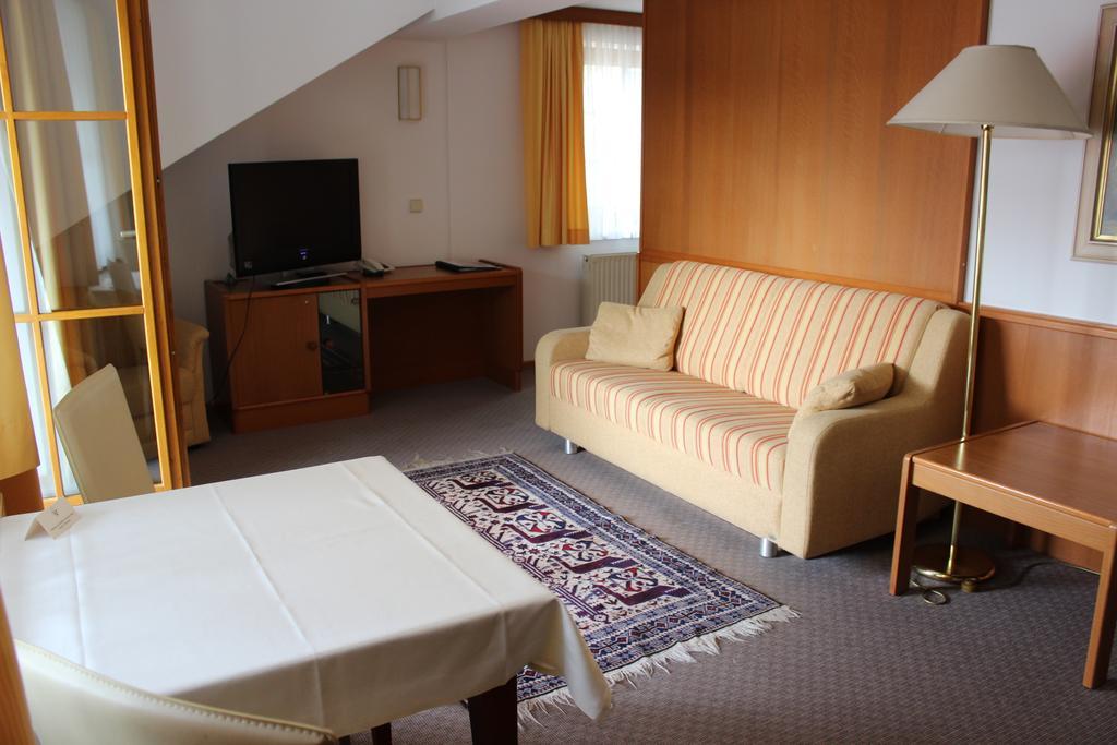 Seehotel Paulitsch Velden am Wörthersee Værelse billede