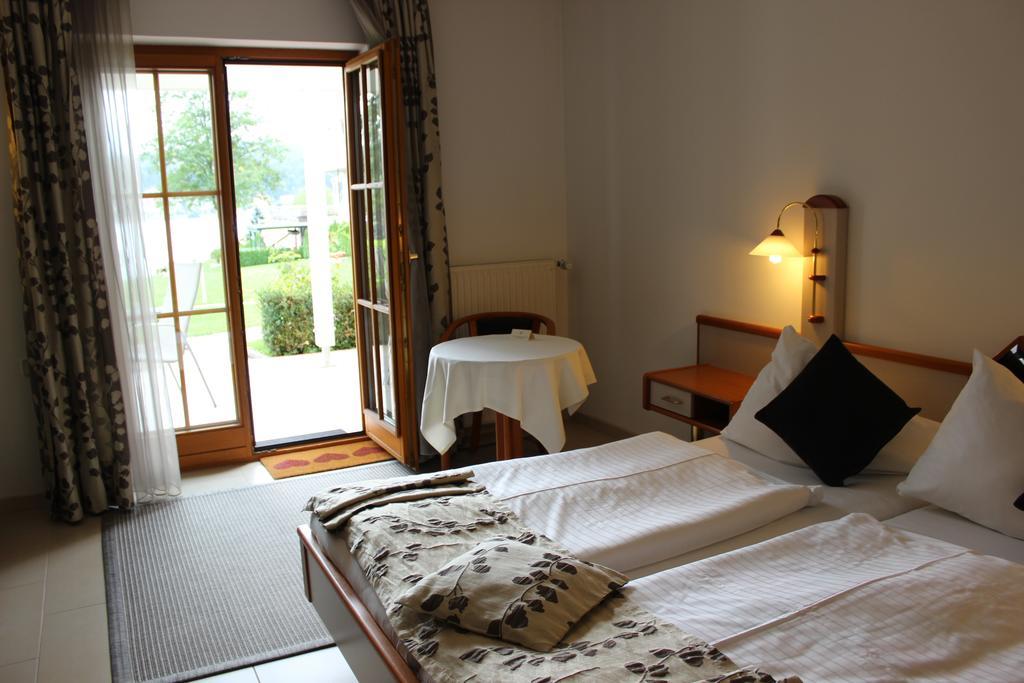 Seehotel Paulitsch Velden am Wörthersee Værelse billede